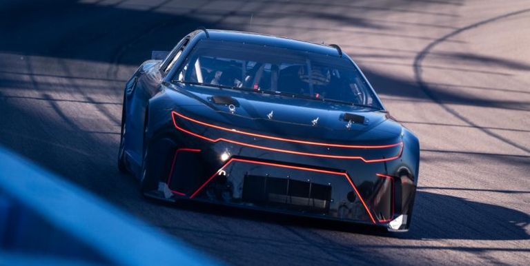 NASCAR задерживает свой автомобиль следующего поколения до 2022 года